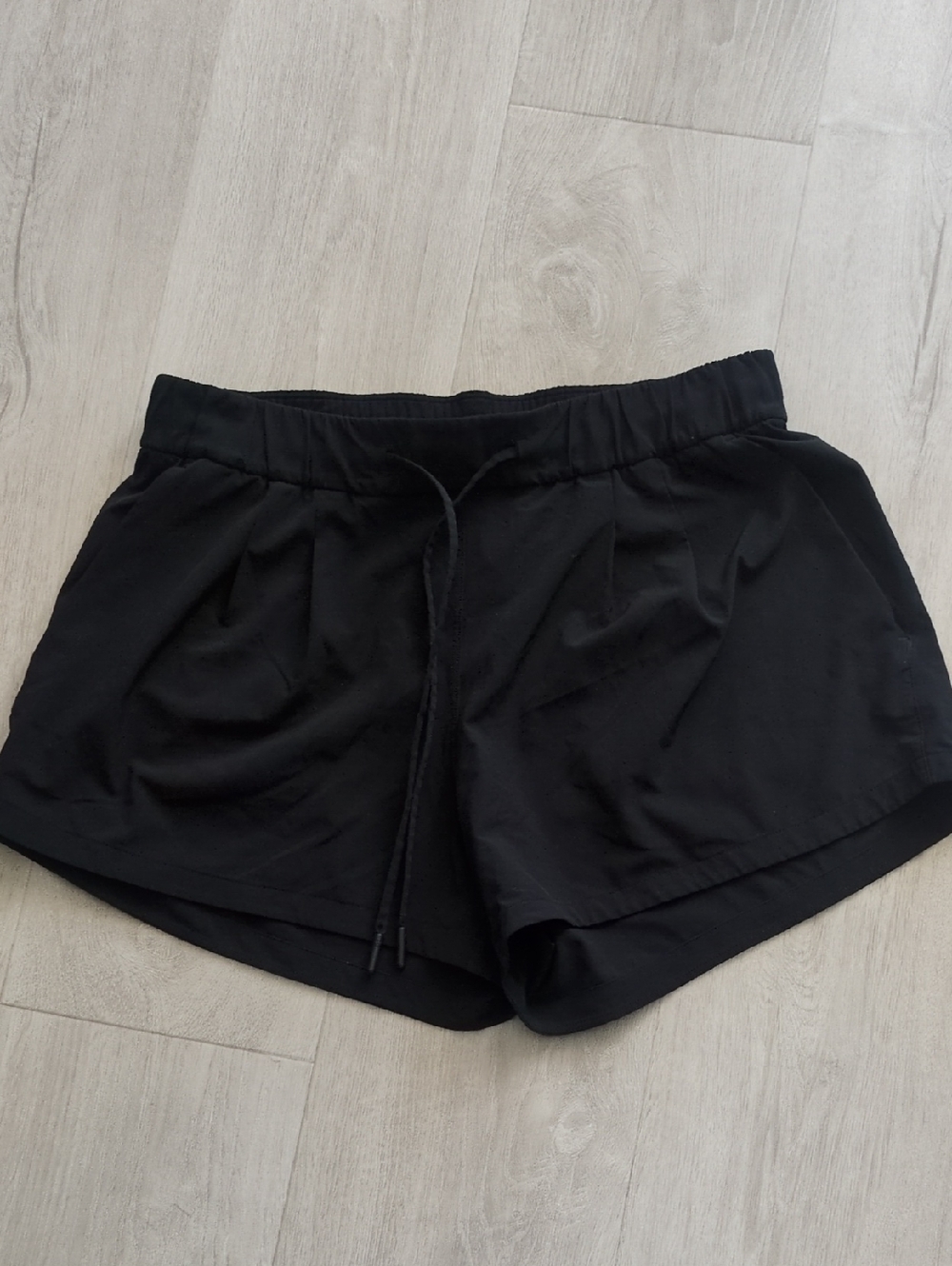 lululemon athletica Black Women's Athletic Drawstring Shorts